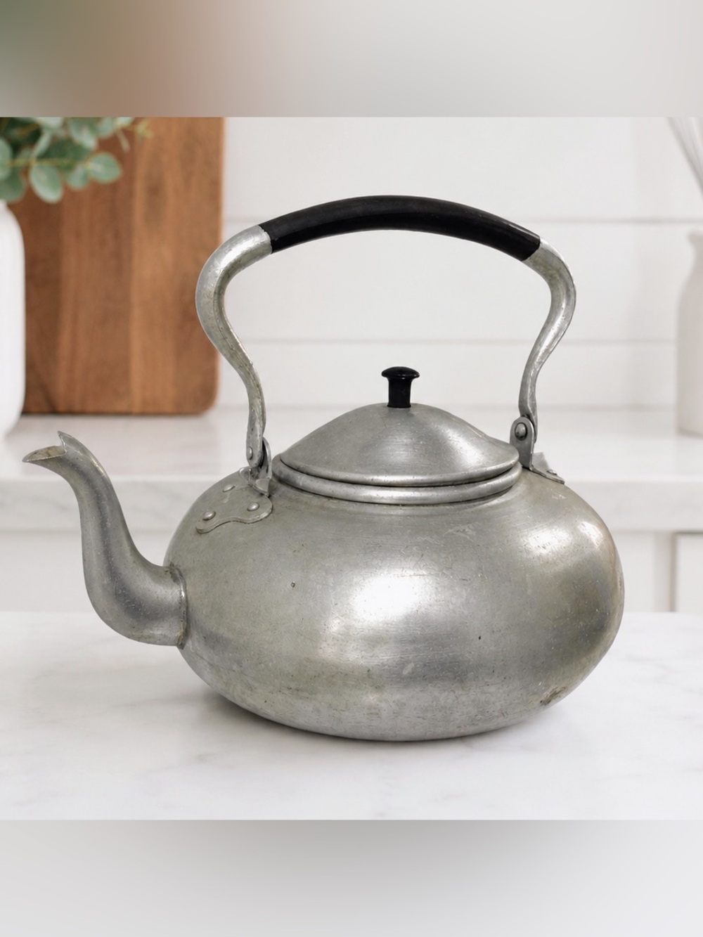 Vintage Knobler Aluminum Teapot Kettle British Colony Hong Kong Mid Century